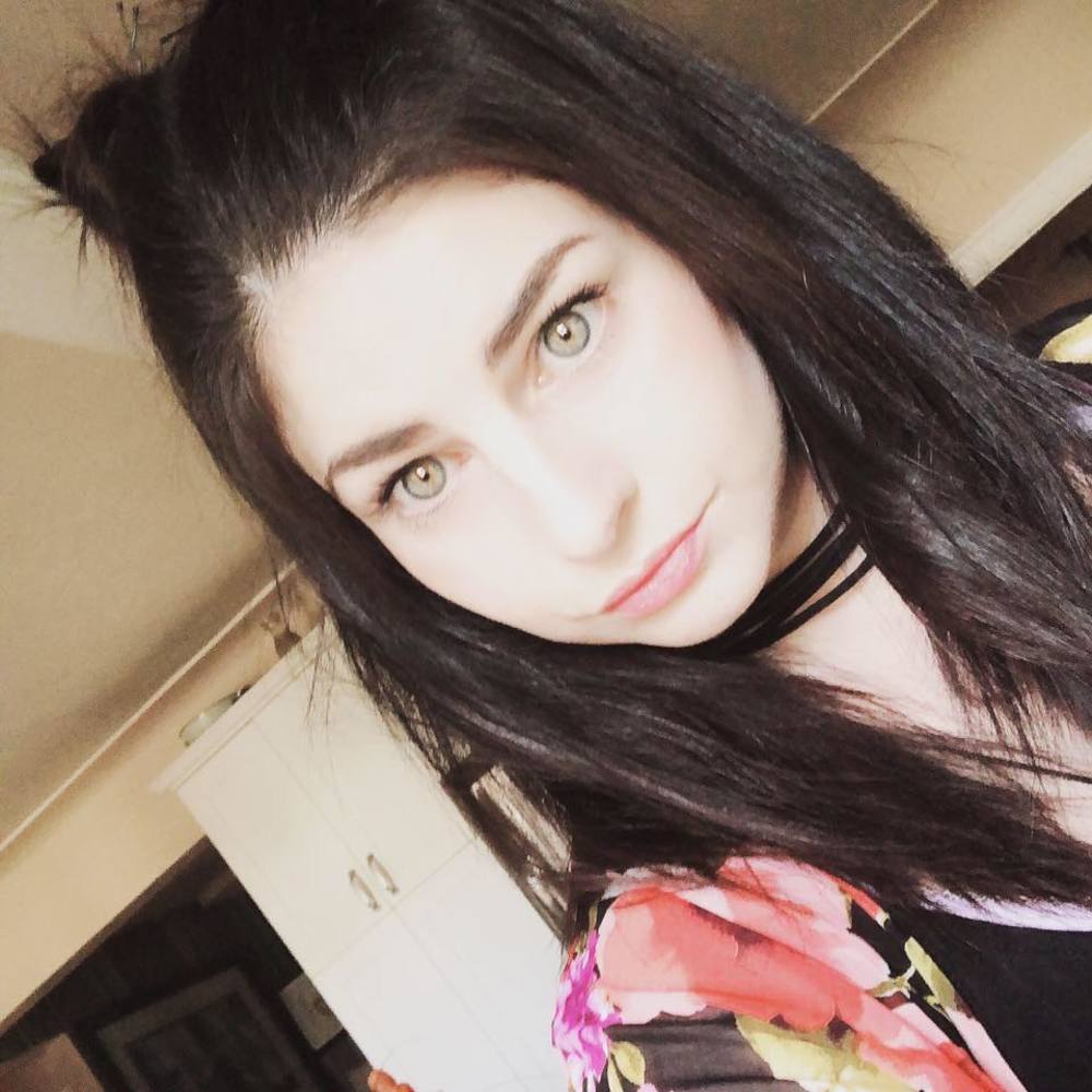 Meet your Posher, Hannah